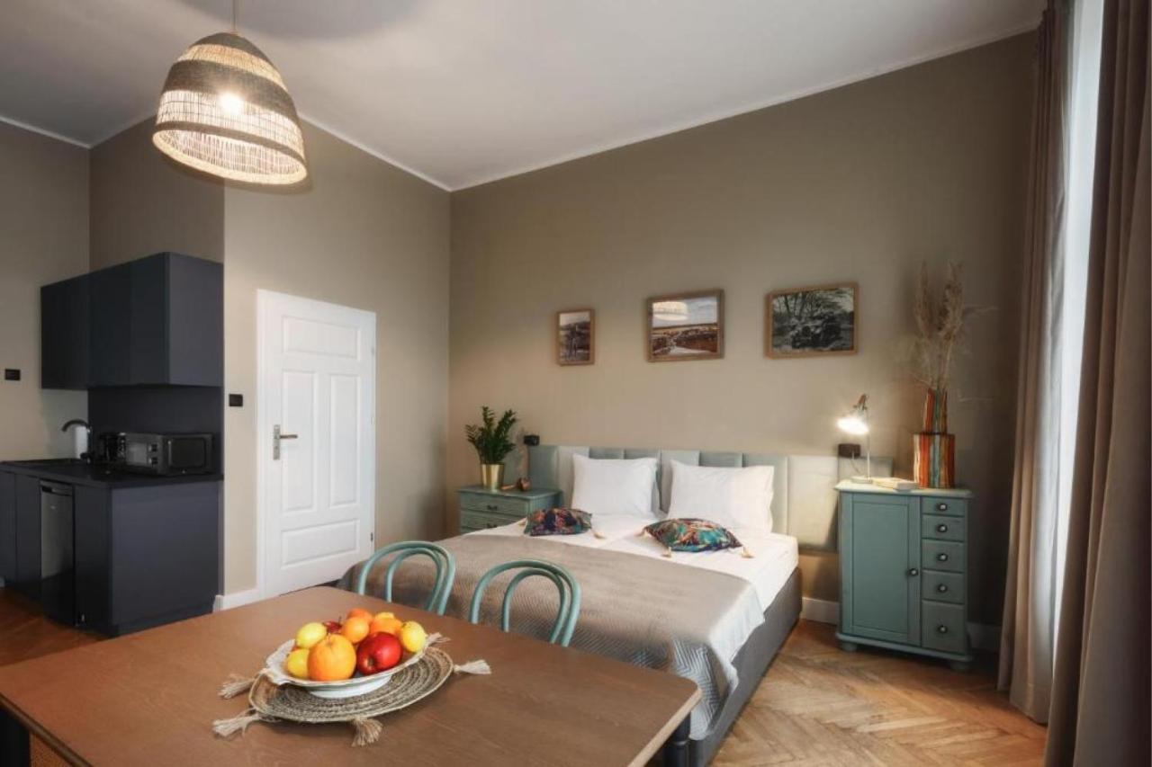 Apartamenty Piotrkowska 82 By Good Time Lodz  Exterior photo