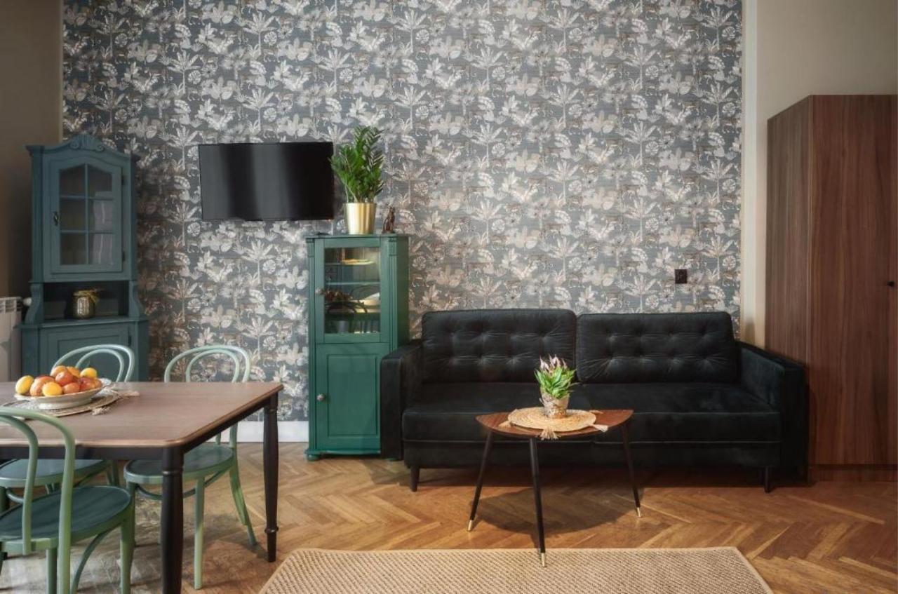 Apartamenty Piotrkowska 82 By Good Time Lodz  Exterior photo